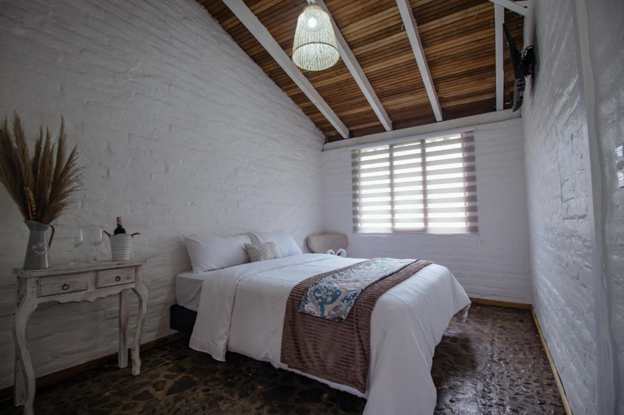 Bed and Breakfast Rustic Quinta La Aurora Баньос Экстерьер фото