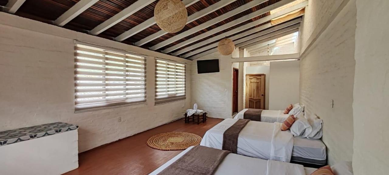 Bed and Breakfast Rustic Quinta La Aurora Баньос Экстерьер фото